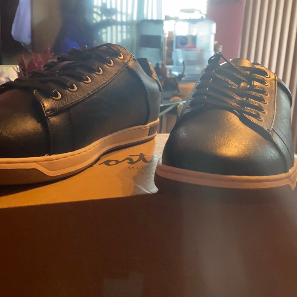 Black and Brown VOSTEY Foot Wear